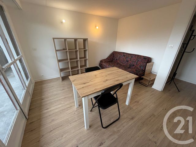 Appartement T2 à louer - 2 pièces - 42.67 m2 - MARSEILLE - 13013 - PROVENCE-ALPES-COTE-D-AZUR - Century 21 Immo-Conseil