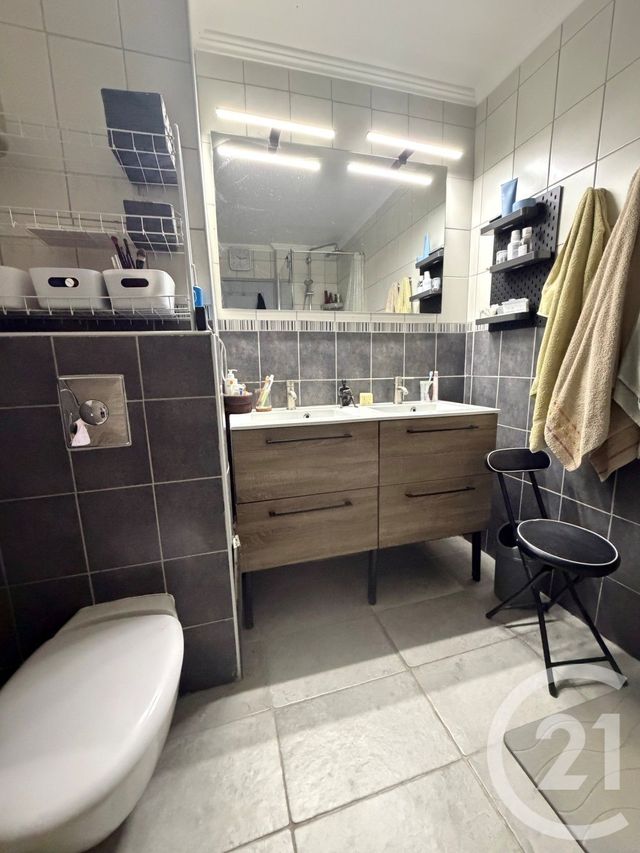 Appartement T4/5 à louer - 4 pièces - 95.0 m2 - MARSEILLE - 13013 - PROVENCE-ALPES-COTE-D-AZUR - Century 21 Immo-Conseil
