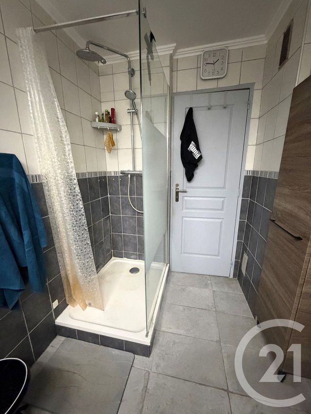 Appartement T4/5 à louer - 4 pièces - 95.0 m2 - MARSEILLE - 13013 - PROVENCE-ALPES-COTE-D-AZUR - Century 21 Immo-Conseil