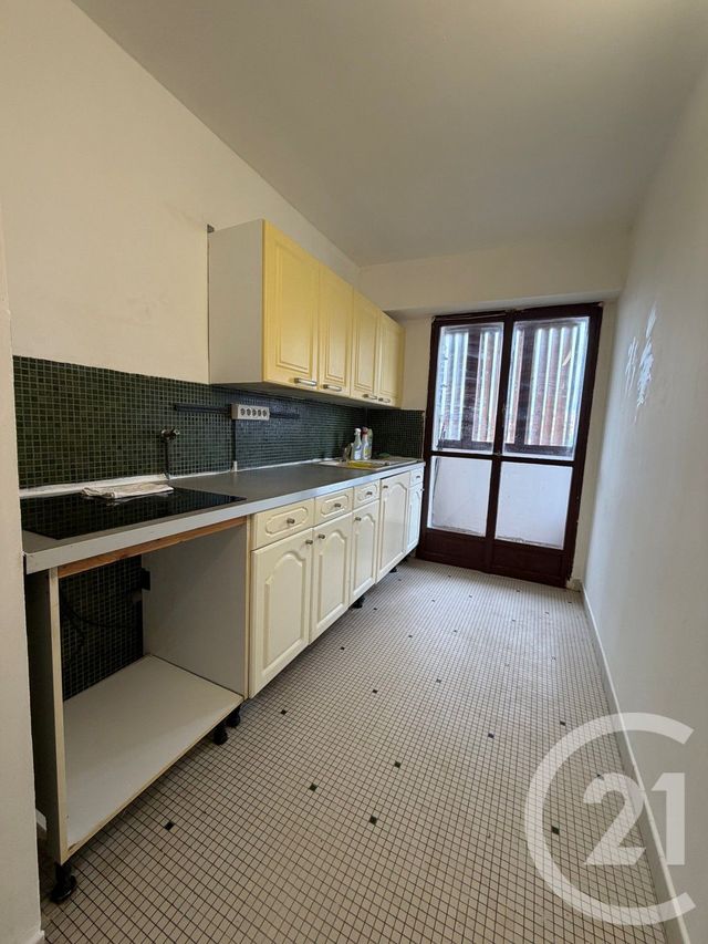 Appartement à louer - 2 pièces - 58.32 m2 - MARSEILLE - 13013 - PROVENCE-ALPES-COTE-D-AZUR - Century 21 Immo-Conseil