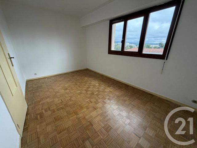 Appartement à louer - 2 pièces - 58.32 m2 - MARSEILLE - 13013 - PROVENCE-ALPES-COTE-D-AZUR - Century 21 Immo-Conseil