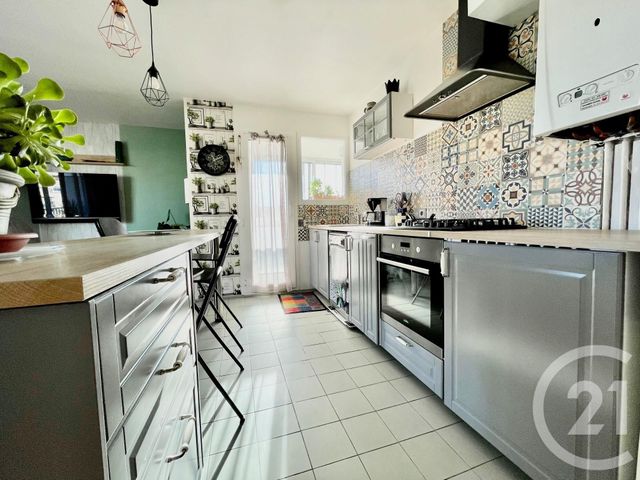 Appartement T4 à louer - 4 pièces - 87.76 m2 - MARSEILLE - 13013 - PROVENCE-ALPES-COTE-D-AZUR - Century 21 Immo-Conseil