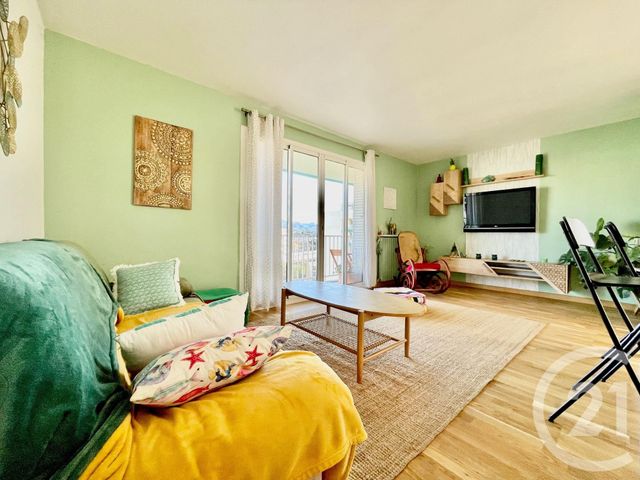 Appartement T4 à louer - 4 pièces - 87.76 m2 - MARSEILLE - 13013 - PROVENCE-ALPES-COTE-D-AZUR - Century 21 Immo-Conseil