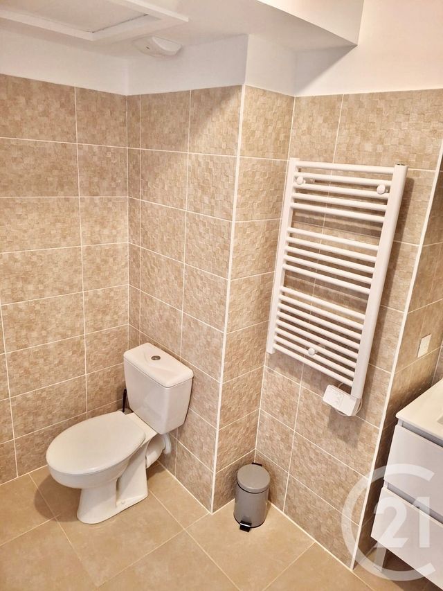 Appartement T2 à louer - 2 pièces - 41.6 m2 - MARSEILLE - 13013 - PROVENCE-ALPES-COTE-D-AZUR - Century 21 Immo-Conseil