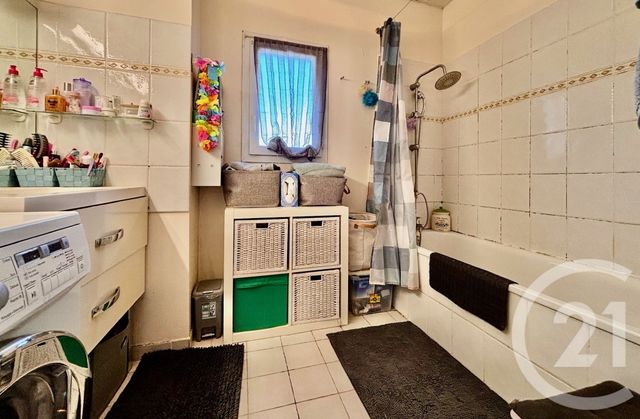Appartement T3 à louer - 3 pièces - 71.23 m2 - MARSEILLE - 13013 - PROVENCE-ALPES-COTE-D-AZUR - Century 21 Immo-Conseil