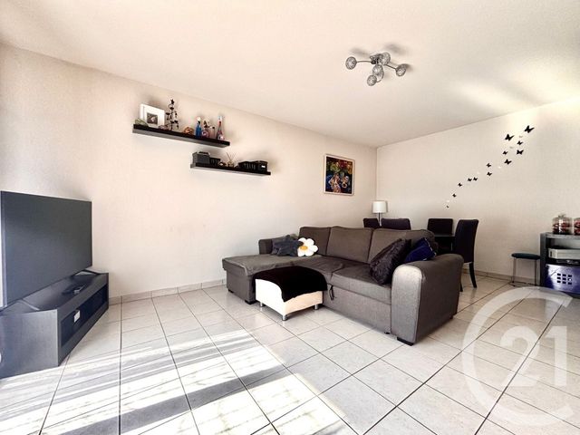 Appartement T3 à louer - 3 pièces - 71.23 m2 - MARSEILLE - 13013 - PROVENCE-ALPES-COTE-D-AZUR - Century 21 Immo-Conseil