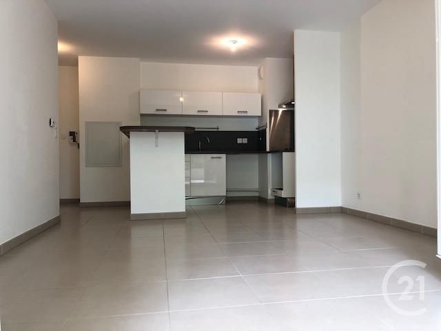Appartement T3 à louer - 3 pièces - 59.78 m2 - MARSEILLE - 13013 - PROVENCE-ALPES-COTE-D-AZUR - Century 21 Immo-Conseil
