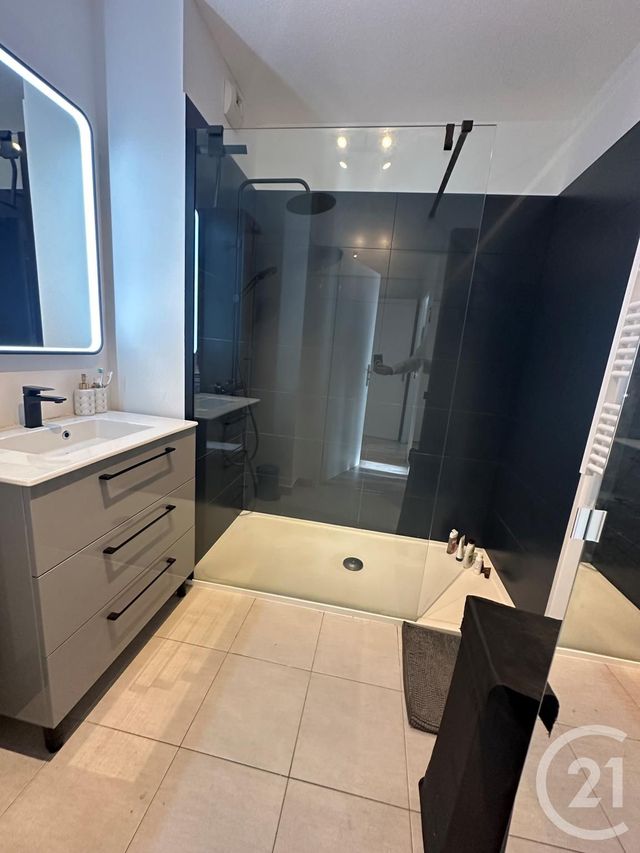 Appartement T2 à louer - 2 pièces - 45.02 m2 - MARSEILLE - 13010 - PROVENCE-ALPES-COTE-D-AZUR - Century 21 Immo-Conseil