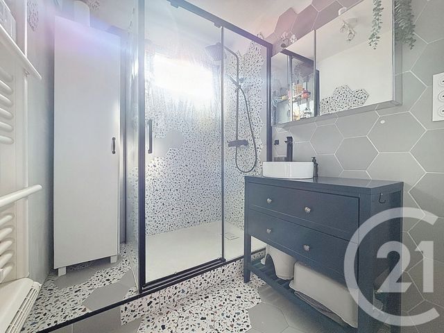 Appartement T3 à louer - 3 pièces - 67.11 m2 - MARSEILLE - 13013 - PROVENCE-ALPES-COTE-D-AZUR - Century 21 Immo-Conseil