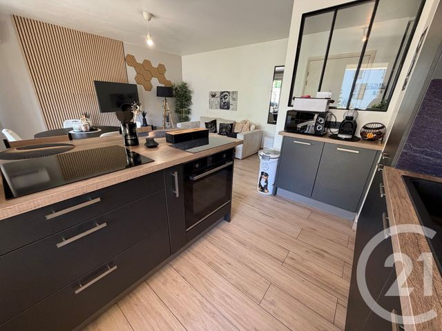 Appartement T3 à louer - 3 pièces - 55.96 m2 - MARSEILLE - 13014 - PROVENCE-ALPES-COTE-D-AZUR - Century 21 Immo-Conseil