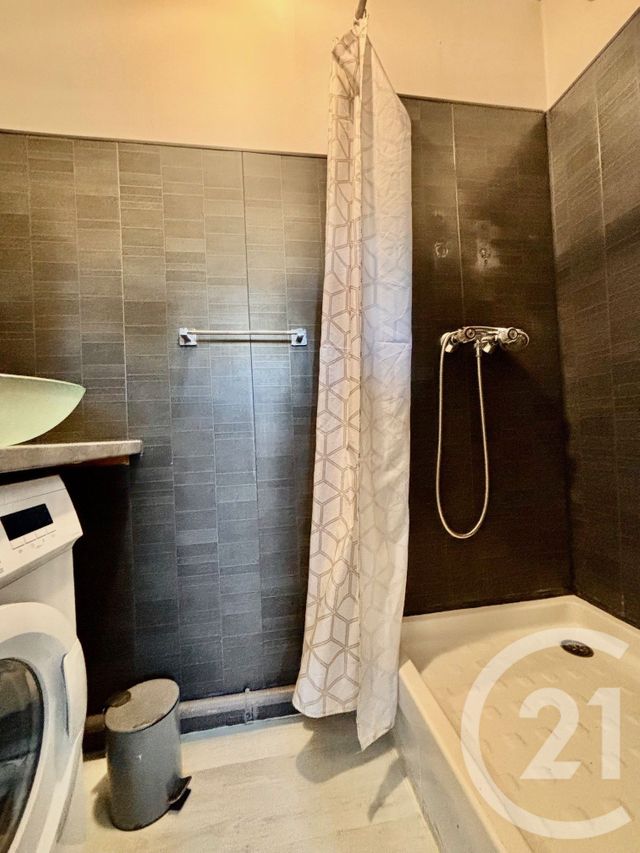 Appartement Studio à louer - 1 pièce - 18.0 m2 - MARSEILLE - 13010 - PROVENCE-ALPES-COTE-D-AZUR - Century 21 Immo-Conseil