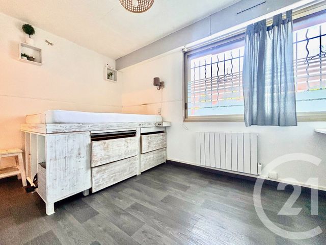 Appartement Studio à louer - 1 pièce - 18.0 m2 - MARSEILLE - 13010 - PROVENCE-ALPES-COTE-D-AZUR - Century 21 Immo-Conseil