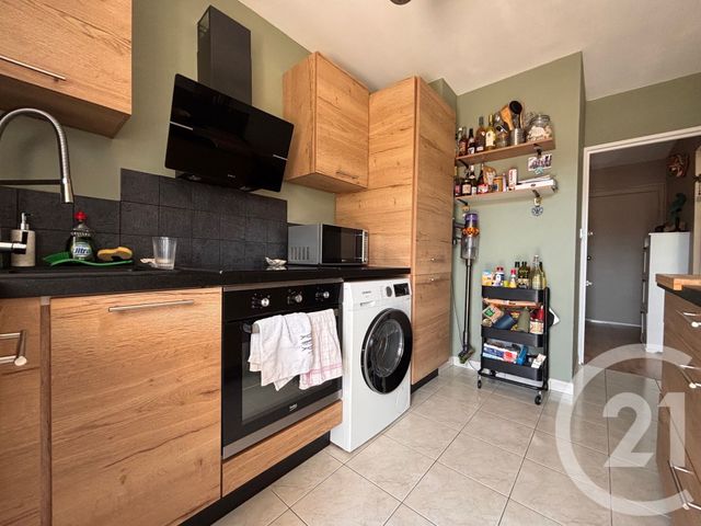 Appartement à louer - 2 pièces - 49.8 m2 - MARSEILLE - 13009 - PROVENCE-ALPES-COTE-D-AZUR - Century 21 Immo-Conseil
