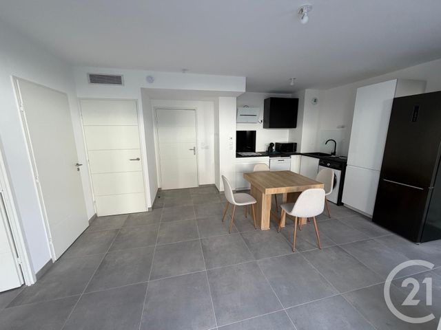 Appartement T2 à louer - 2 pièces - 44.73 m2 - MARSEILLE - 13008 - PROVENCE-ALPES-COTE-D-AZUR - Century 21 Immo-Conseil