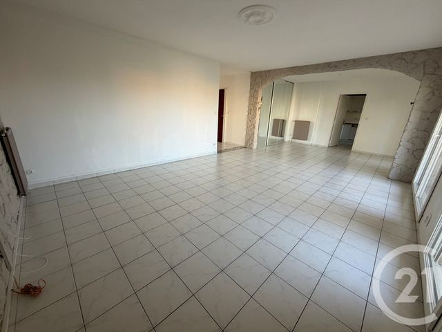Appartement T4 à louer - 4 pièces - 87.19 m2 - MARSEILLE - 13013 - PROVENCE-ALPES-COTE-D-AZUR - Century 21 Immo-Conseil