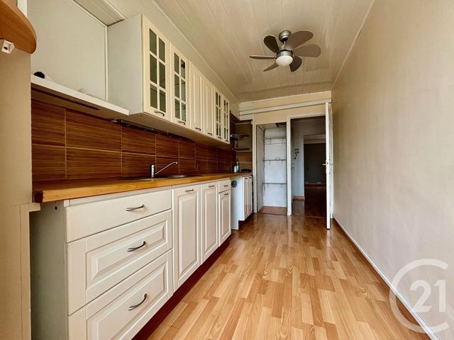 Appartement T3 à louer - 3 pièces - 72.68 m2 - MARSEILLE - 13013 - PROVENCE-ALPES-COTE-D-AZUR - Century 21 Immo-Conseil