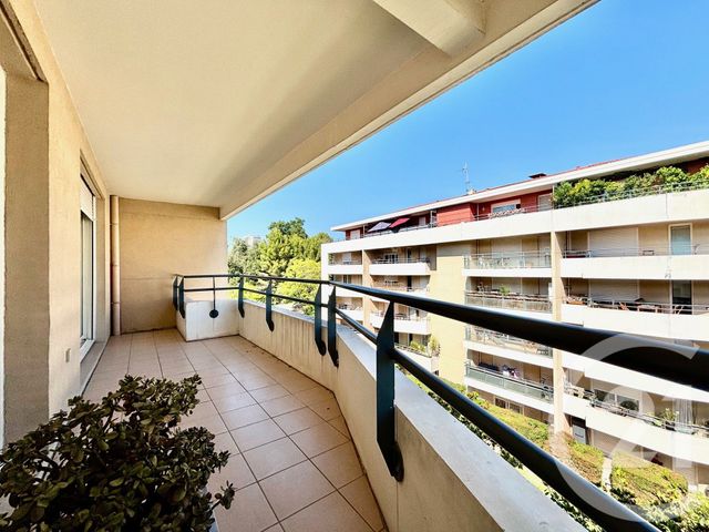 Appartement T2 à louer - 2 pièces - 47.83 m2 - MARSEILLE - 13009 - PROVENCE-ALPES-COTE-D-AZUR - Century 21 Immo-Conseil