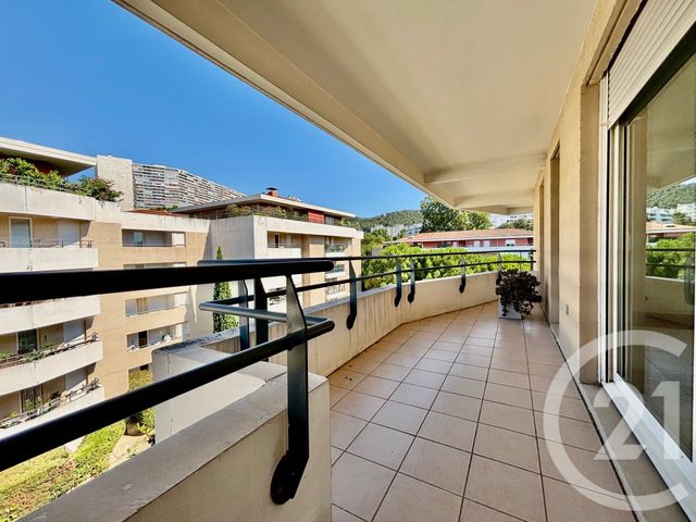 Appartement T2 à louer - 2 pièces - 47.83 m2 - MARSEILLE - 13009 - PROVENCE-ALPES-COTE-D-AZUR - Century 21 Immo-Conseil