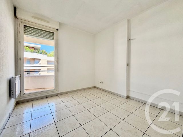Appartement T2 à louer - 2 pièces - 47.83 m2 - MARSEILLE - 13009 - PROVENCE-ALPES-COTE-D-AZUR - Century 21 Immo-Conseil