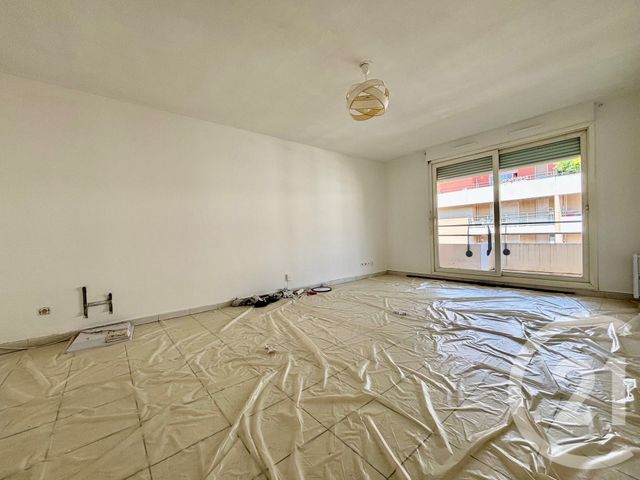 Appartement T2 à louer - 2 pièces - 47.83 m2 - MARSEILLE - 13009 - PROVENCE-ALPES-COTE-D-AZUR - Century 21 Immo-Conseil