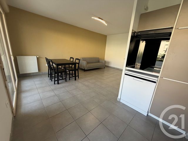 Appartement T2 à louer - 2 pièces - 42.72 m2 - MARSEILLE - 13012 - PROVENCE-ALPES-COTE-D-AZUR - Century 21 Immo-Conseil