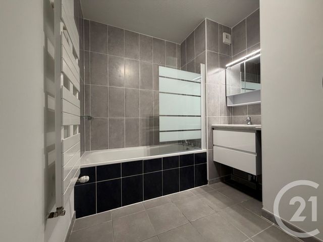 Appartement T2 à louer - 2 pièces - 42.72 m2 - MARSEILLE - 13012 - PROVENCE-ALPES-COTE-D-AZUR - Century 21 Immo-Conseil
