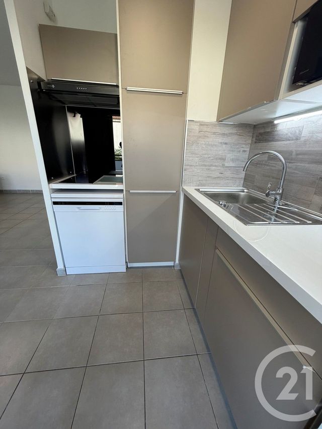 Appartement T2 à louer - 2 pièces - 42.72 m2 - MARSEILLE - 13012 - PROVENCE-ALPES-COTE-D-AZUR - Century 21 Immo-Conseil