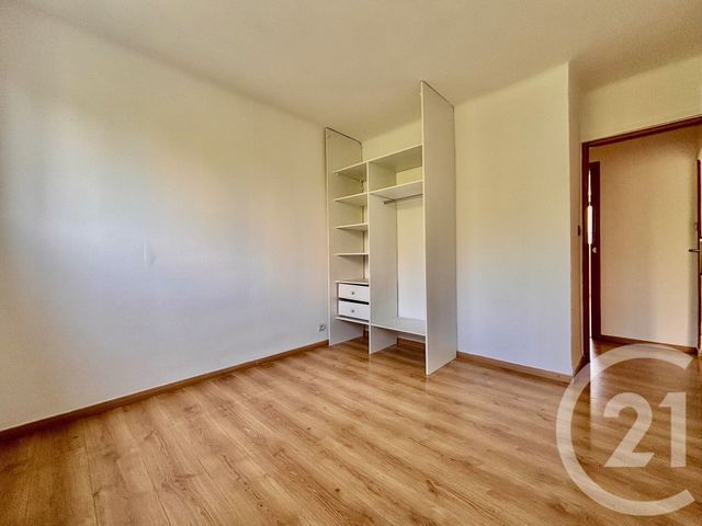 Appartement T5 à louer - 5 pièces - 92.29 m2 - MARSEILLE - 13013 - PROVENCE-ALPES-COTE-D-AZUR - Century 21 Immo-Conseil