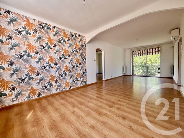 Appartement T5 à louer - 5 pièces - 92.29 m2 - MARSEILLE - 13013 - PROVENCE-ALPES-COTE-D-AZUR - Century 21 Immo-Conseil