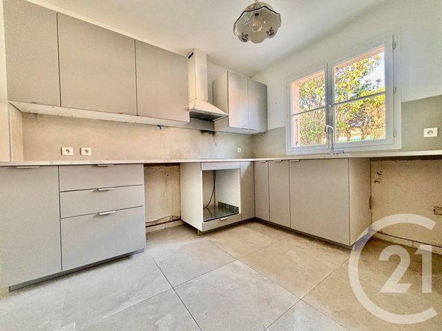 maison à louer - 4 pièces - 76.54 m2 - MARSEILLE - 13011 - PROVENCE-ALPES-COTE-D-AZUR - Century 21 Immo-Conseil