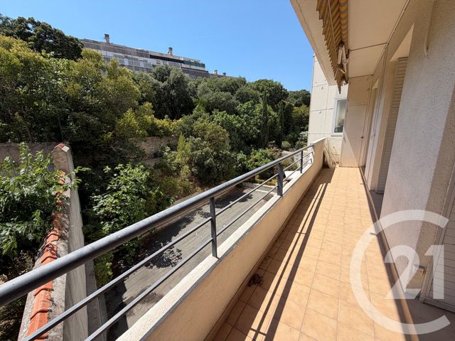 Appartement T3 à louer - 3 pièces - 88.63 m2 - MARSEILLE - 13008 - PROVENCE-ALPES-COTE-D-AZUR - Century 21 Immo-Conseil