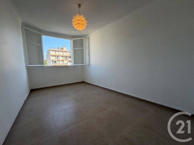 Appartement T3 à louer - 3 pièces - 57.25 m2 - MARSEILLE - 13013 - PROVENCE-ALPES-COTE-D-AZUR - Century 21 Immo-Conseil