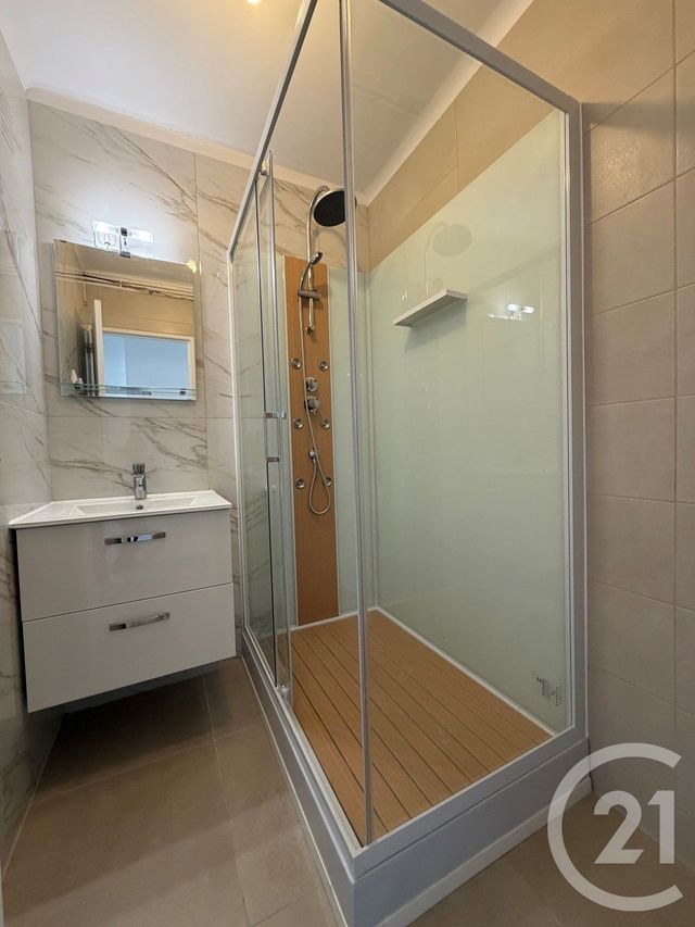 Appartement T3 à louer - 3 pièces - 57.25 m2 - MARSEILLE - 13013 - PROVENCE-ALPES-COTE-D-AZUR - Century 21 Immo-Conseil