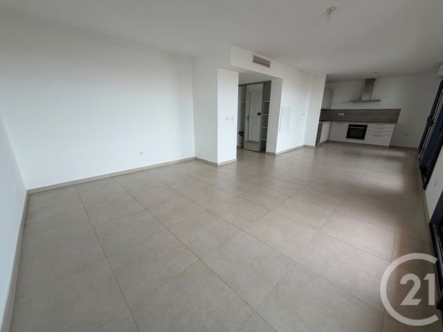 Appartement T3 à louer - 3 pièces - 71.47 m2 - MARSEILLE - 13002 - PROVENCE-ALPES-COTE-D-AZUR - Century 21 Immo-Conseil