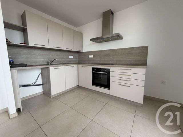 Appartement T3 à louer - 3 pièces - 71.47 m2 - MARSEILLE - 13002 - PROVENCE-ALPES-COTE-D-AZUR - Century 21 Immo-Conseil