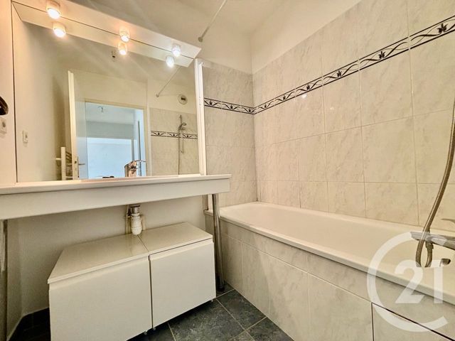 Appartement T2 à louer - 2 pièces - 44.85 m2 - MARSEILLE - 13014 - PROVENCE-ALPES-COTE-D-AZUR - Century 21 Immo-Conseil
