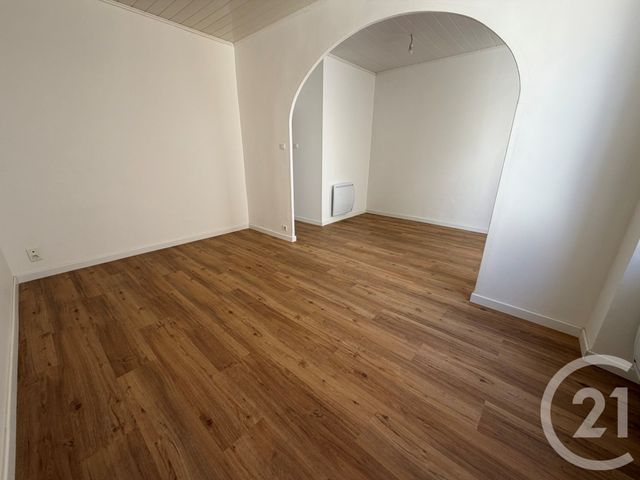 Appartement T2 à louer - 2 pièces - 52.75 m2 - MARSEILLE - 13013 - PROVENCE-ALPES-COTE-D-AZUR - Century 21 Immo-Conseil