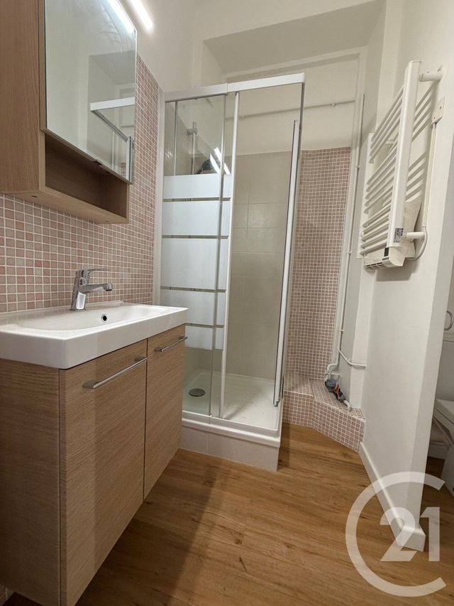 Appartement T2 à louer - 2 pièces - 52.75 m2 - MARSEILLE - 13013 - PROVENCE-ALPES-COTE-D-AZUR - Century 21 Immo-Conseil