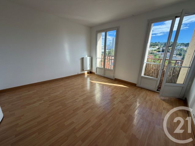 Appartement T3 à louer - 3 pièces - 55.0 m2 - MARSEILLE - 13013 - PROVENCE-ALPES-COTE-D-AZUR - Century 21 Immo-Conseil