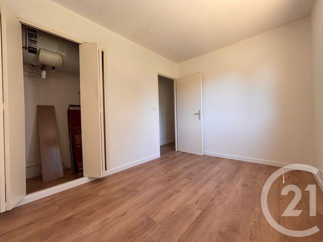 Appartement T3 à louer - 3 pièces - 57.24 m2 - MARSEILLE - 13008 - PROVENCE-ALPES-COTE-D-AZUR - Century 21 Immo-Conseil
