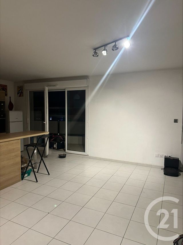 Appartement T2 à louer - 2 pièces - 47.11 m2 - MARSEILLE - 13013 - PROVENCE-ALPES-COTE-D-AZUR - Century 21 Immo-Conseil