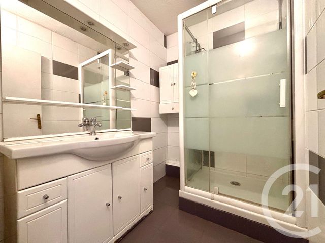 Appartement T4 à louer - 4 pièces - 89.88 m2 - PLAN DE CUQUES - 13 - PROVENCE-ALPES-COTE-D-AZUR - Century 21 Immo-Conseil