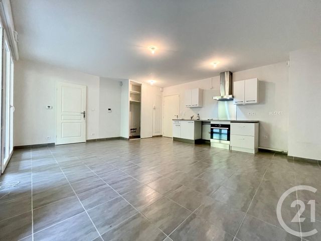 Appartement T2 à louer - 2 pièces - 45.4 m2 - MARSEILLE - 13013 - PROVENCE-ALPES-COTE-D-AZUR - Century 21 Immo-Conseil