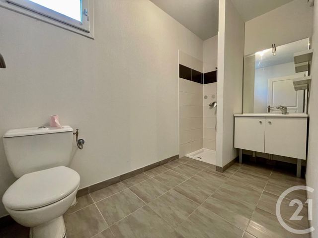 Appartement T2 à louer - 2 pièces - 45.4 m2 - MARSEILLE - 13013 - PROVENCE-ALPES-COTE-D-AZUR - Century 21 Immo-Conseil