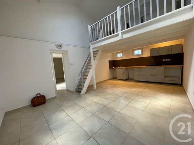 Appartement T2 à louer - 2 pièces - 47.22 m2 - MARSEILLE - 13013 - PROVENCE-ALPES-COTE-D-AZUR - Century 21 Immo-Conseil
