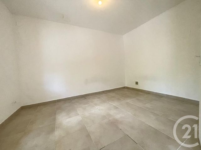 Appartement T2 à louer - 2 pièces - 47.22 m2 - MARSEILLE - 13013 - PROVENCE-ALPES-COTE-D-AZUR - Century 21 Immo-Conseil