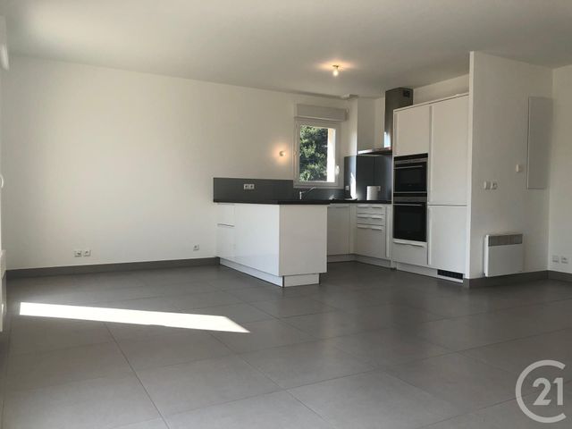 Appartement T4 à louer - 4 pièces - 83.49 m2 - MARSEILLE - 13013 - PROVENCE-ALPES-COTE-D-AZUR - Century 21 Immo-Conseil