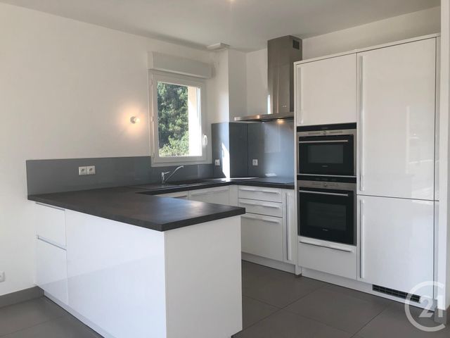 Appartement T4 à louer - 4 pièces - 83.49 m2 - MARSEILLE - 13013 - PROVENCE-ALPES-COTE-D-AZUR - Century 21 Immo-Conseil