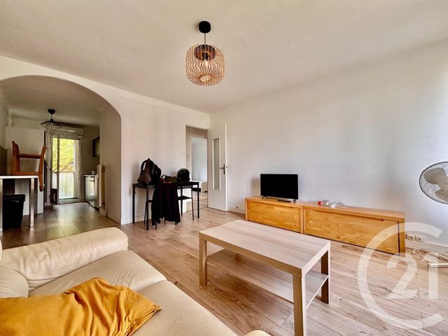 Appartement T3 à louer - 3 pièces - 58.28 m2 - MARSEILLE - 13012 - PROVENCE-ALPES-COTE-D-AZUR - Century 21 Immo-Conseil