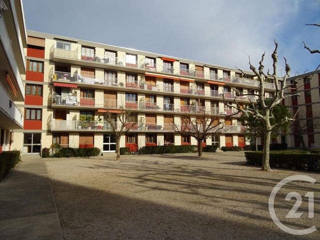 Appartement T3 à louer - 3 pièces - 70.31 m2 - MARSEILLE - 13013 - PROVENCE-ALPES-COTE-D-AZUR - Century 21 Immo-Conseil